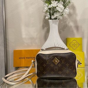 Louis Vuitton Saintonge